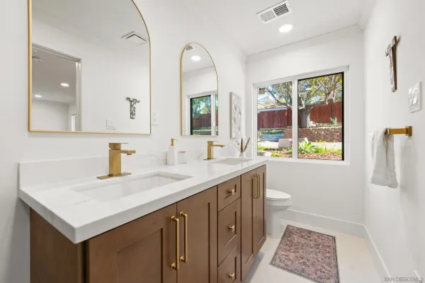 $1,820,777 | 16021 Pomerado Road, Poway, CA 92064