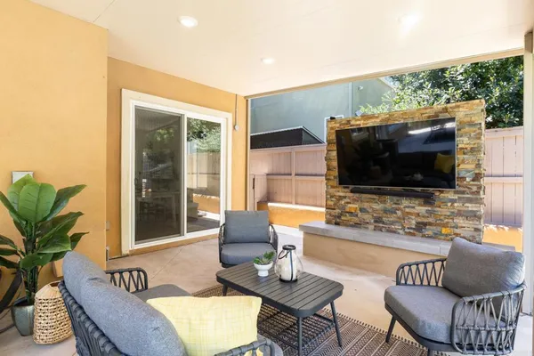 $1,585,000 | 624 Weatherstone Way, San Marcos, CA 92078