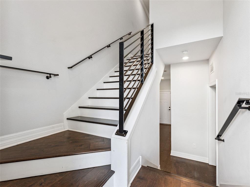 3421 West Horatio Street, Unit 109 Tampa, FL 33609 - Photo 5 of 20 a view of entryway