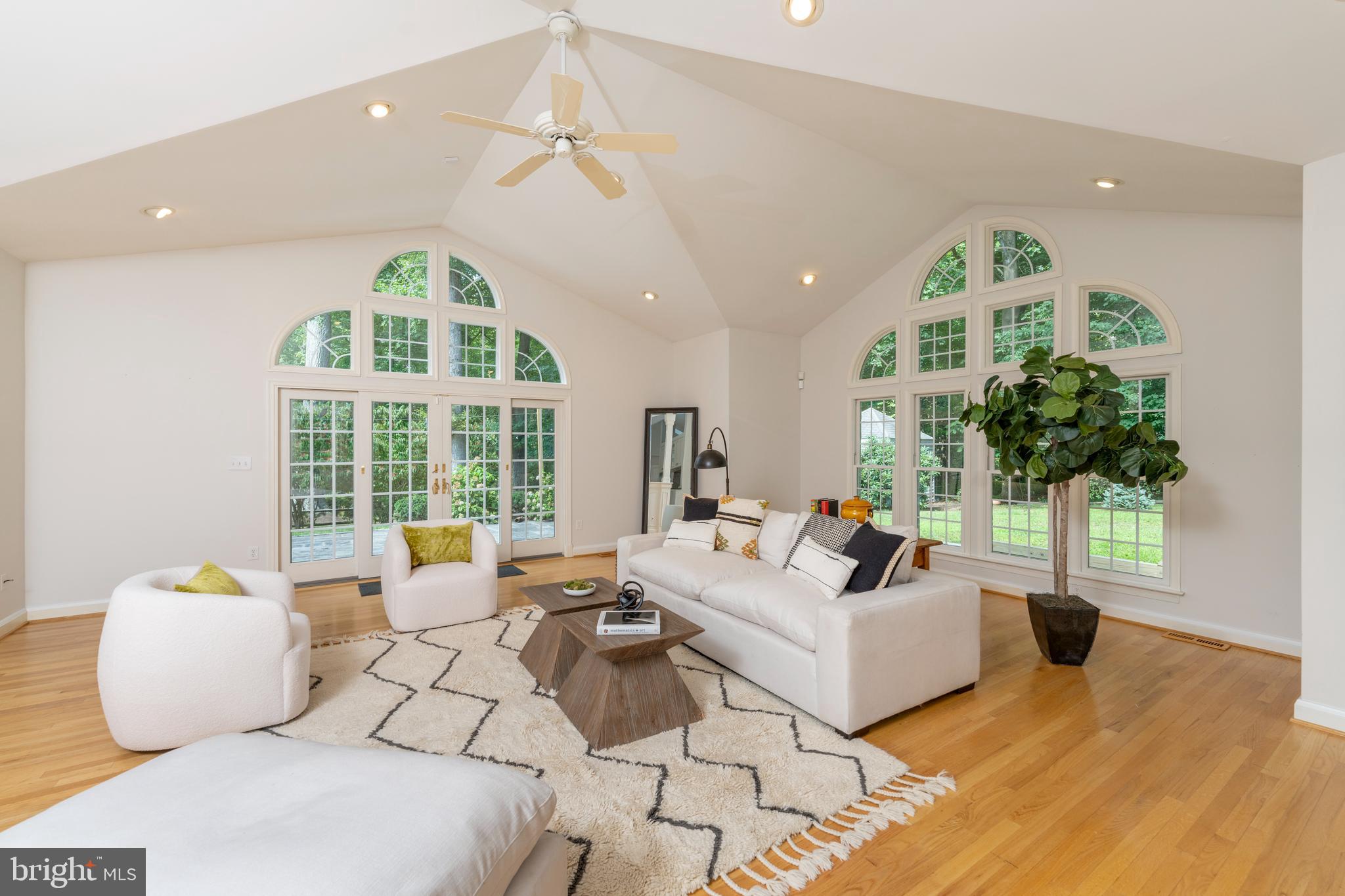 738 Chapel Ridge Road Lutherville-Timonium, MD 21093 - Photo 16 of 60 Gallery Image 16