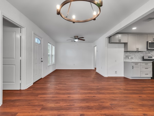 2826 Hopper Road Houston, TX 77093 - Photo 3 of 5