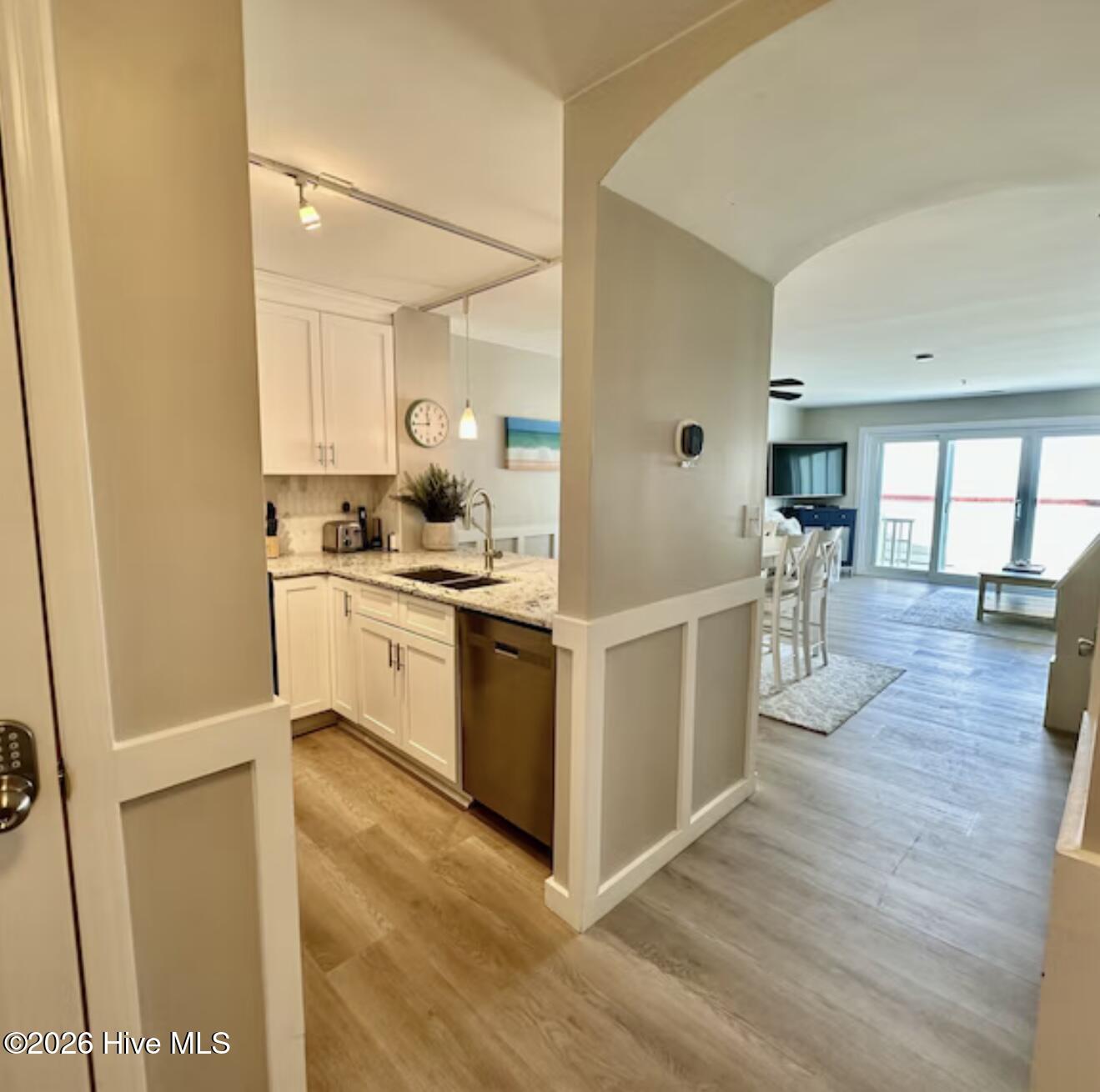 790 New River Inlet Road, Unit 319A North Topsail Beach, NC 28460 - Photo 2 of 25 IMG_4442