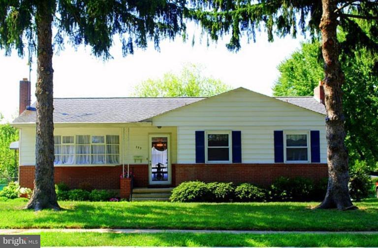 233 Coldbrook Road Lutherville-Timonium, MD 21093 - Photo 1 of 22 Exterior (Main)