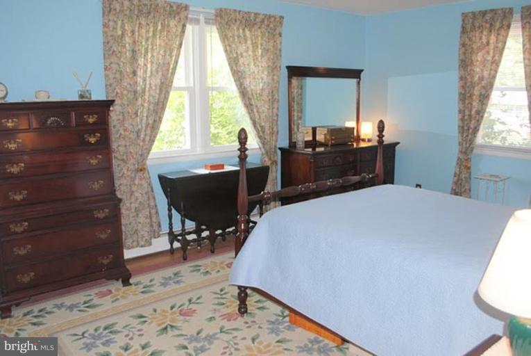 233 Coldbrook Road Lutherville-Timonium, MD 21093 - Photo 6 of 22 Master BR