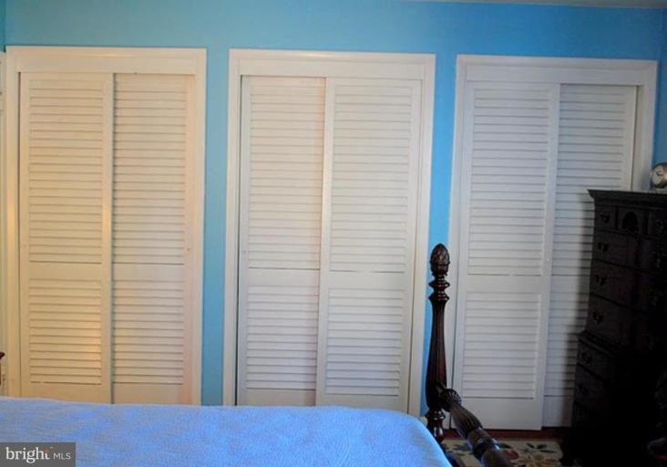 233 Coldbrook Road Lutherville-Timonium, MD 21093 - Photo 7 of 22 3 Closets
