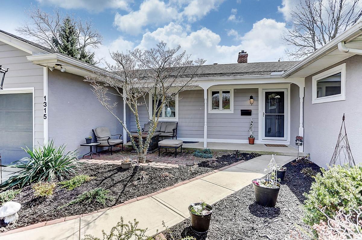 1315 Kingsgate Road Columbus, OH 43221 - Photo 2 of 52