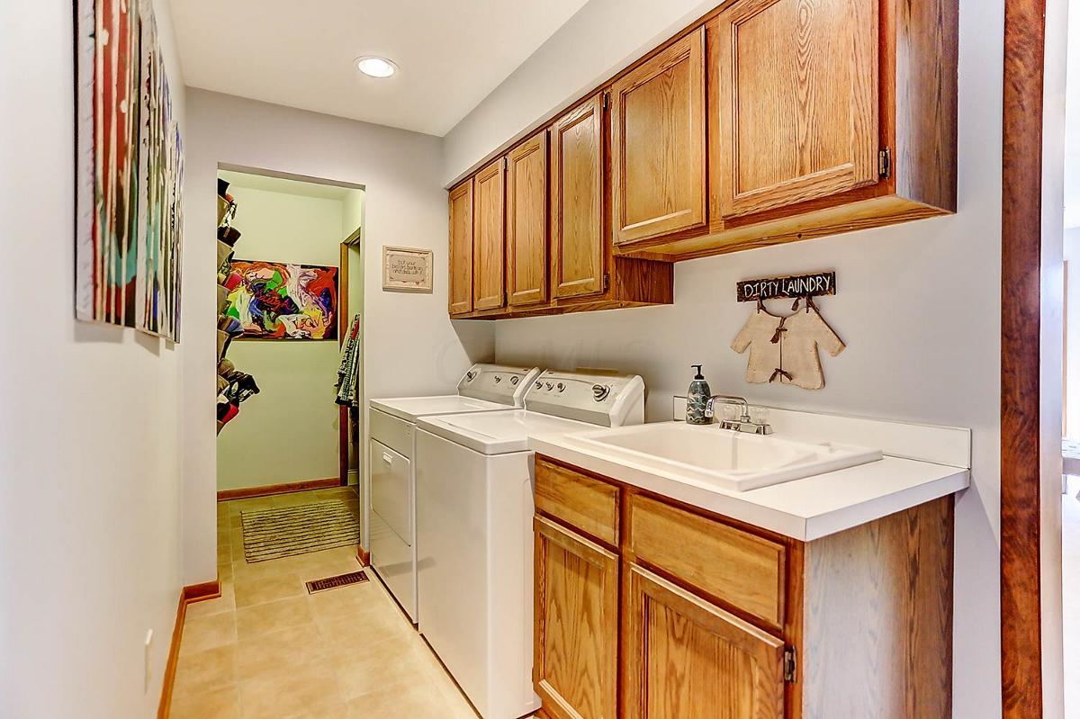 1315 Kingsgate Road Columbus, OH 43221 - Photo 24 of 52