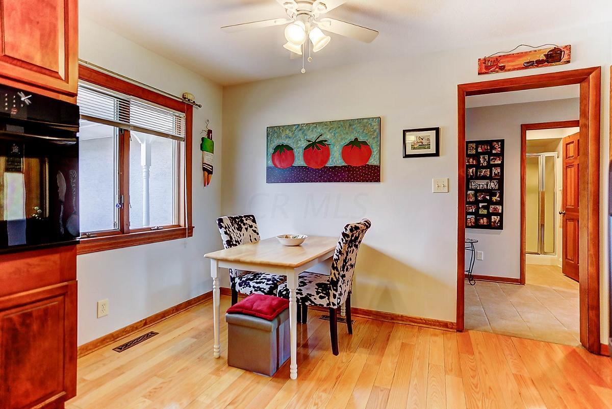 1315 Kingsgate Road Columbus, OH 43221 - Photo 7 of 52