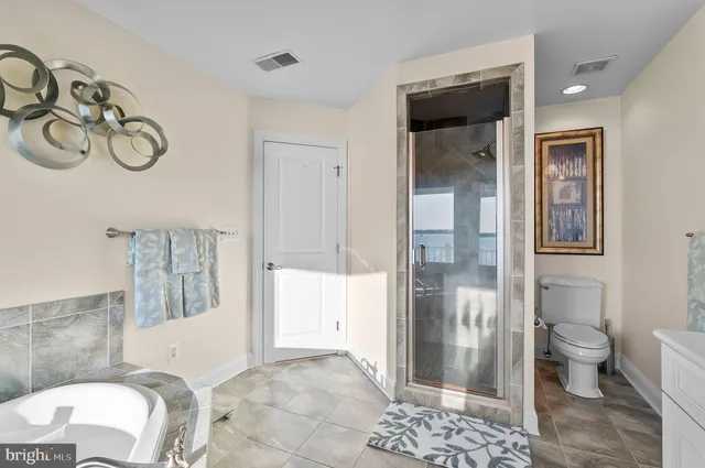 $1,349,900 | 426 Narrows Pointe Drive, Grasonville, MD 21638