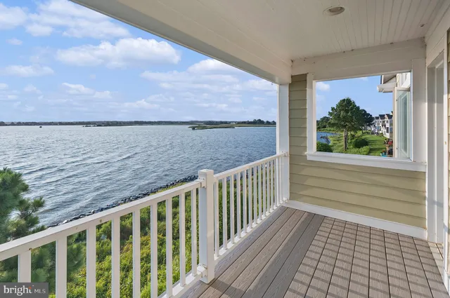 $1,349,900 | 426 Narrows Pointe Drive, Grasonville, MD 21638