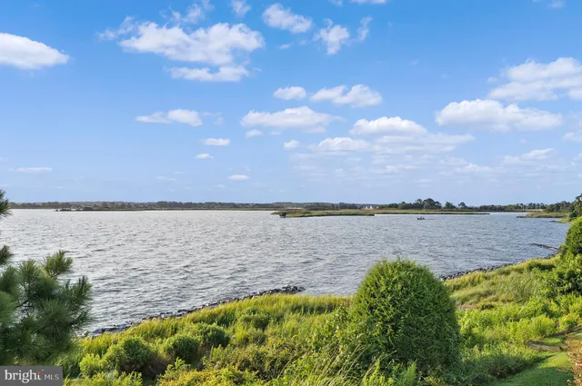 $1,349,900 | 426 Narrows Pointe Drive, Grasonville, MD 21638