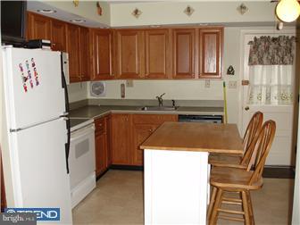 911 Jode Road Audubon, PA 19403 - Photo 2 of 10 Kitchen