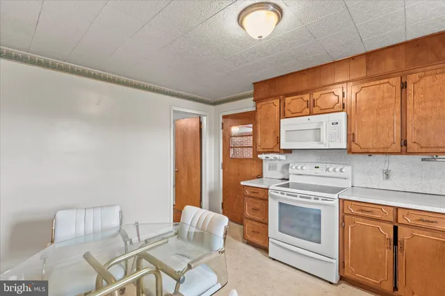 $1,600 | 1055 South Main Street, Chambersburg, PA 17201