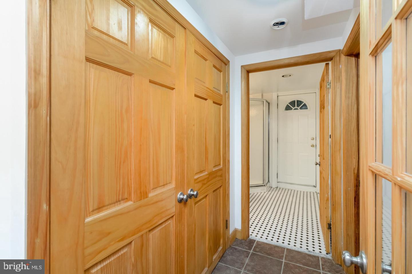 6816 Pinehurst Road Baltimore, MD 21212 - Photo 25 of 29 Basement Hallway