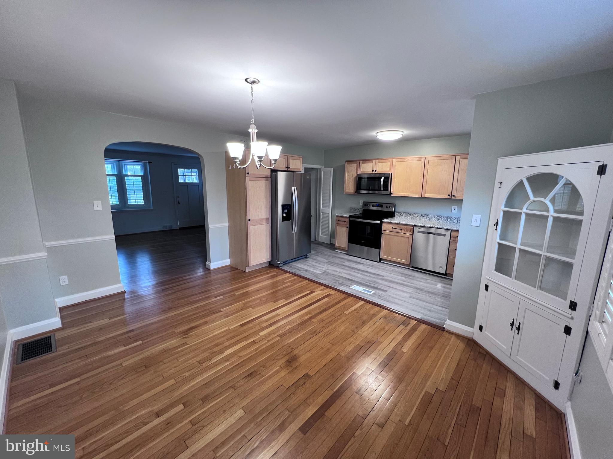 6816 Pinehurst Road Baltimore, MD 21212 - Photo 5 of 29 Dining Room and Kitchen