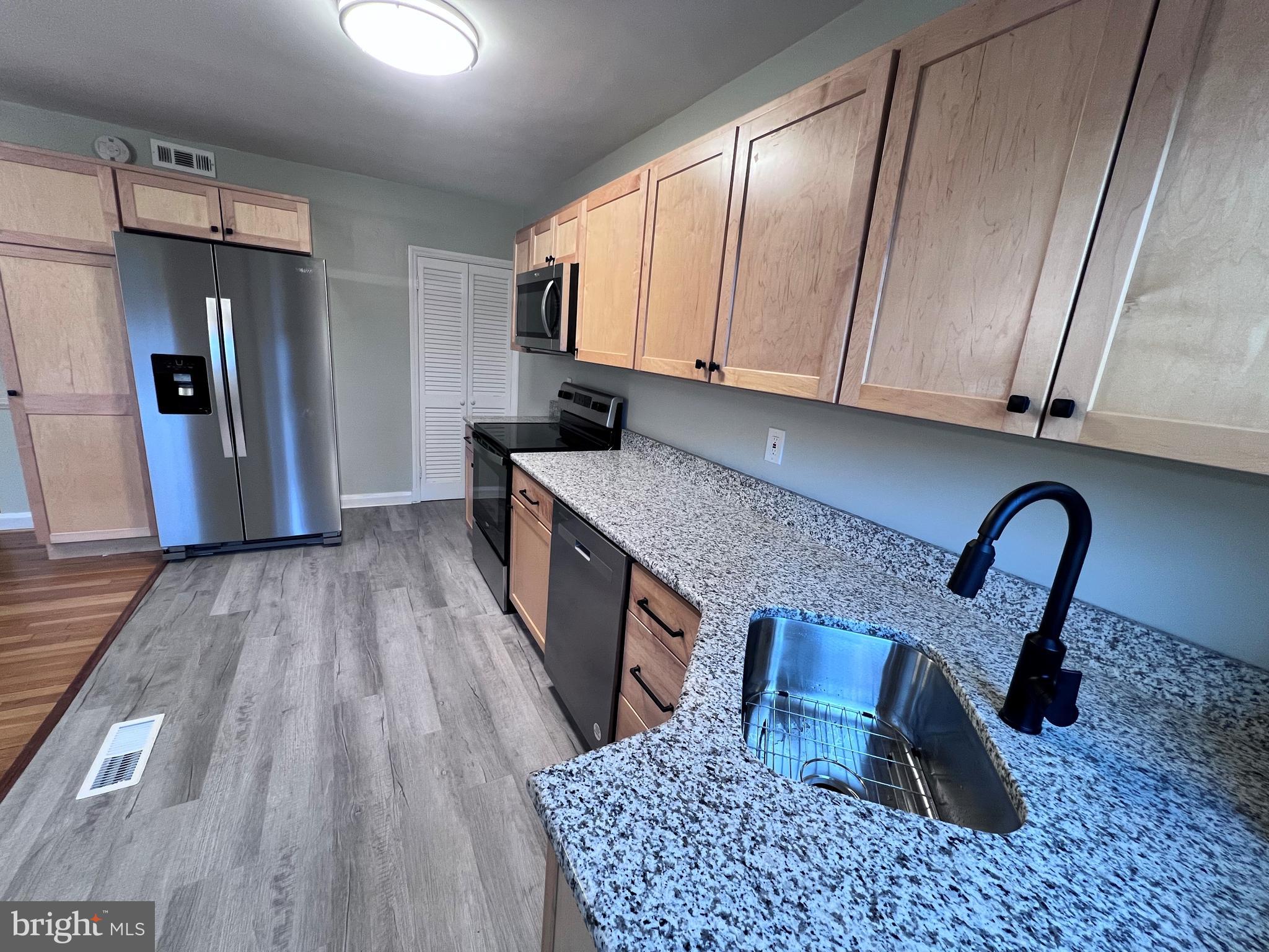 6816 Pinehurst Road Baltimore, MD 21212 - Photo 9 of 29