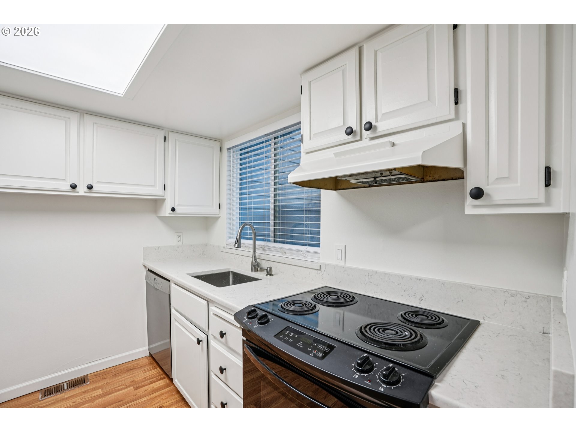 14678 Southwest 106th Avenue Portland, OR 97224 - Photo 14 of 40