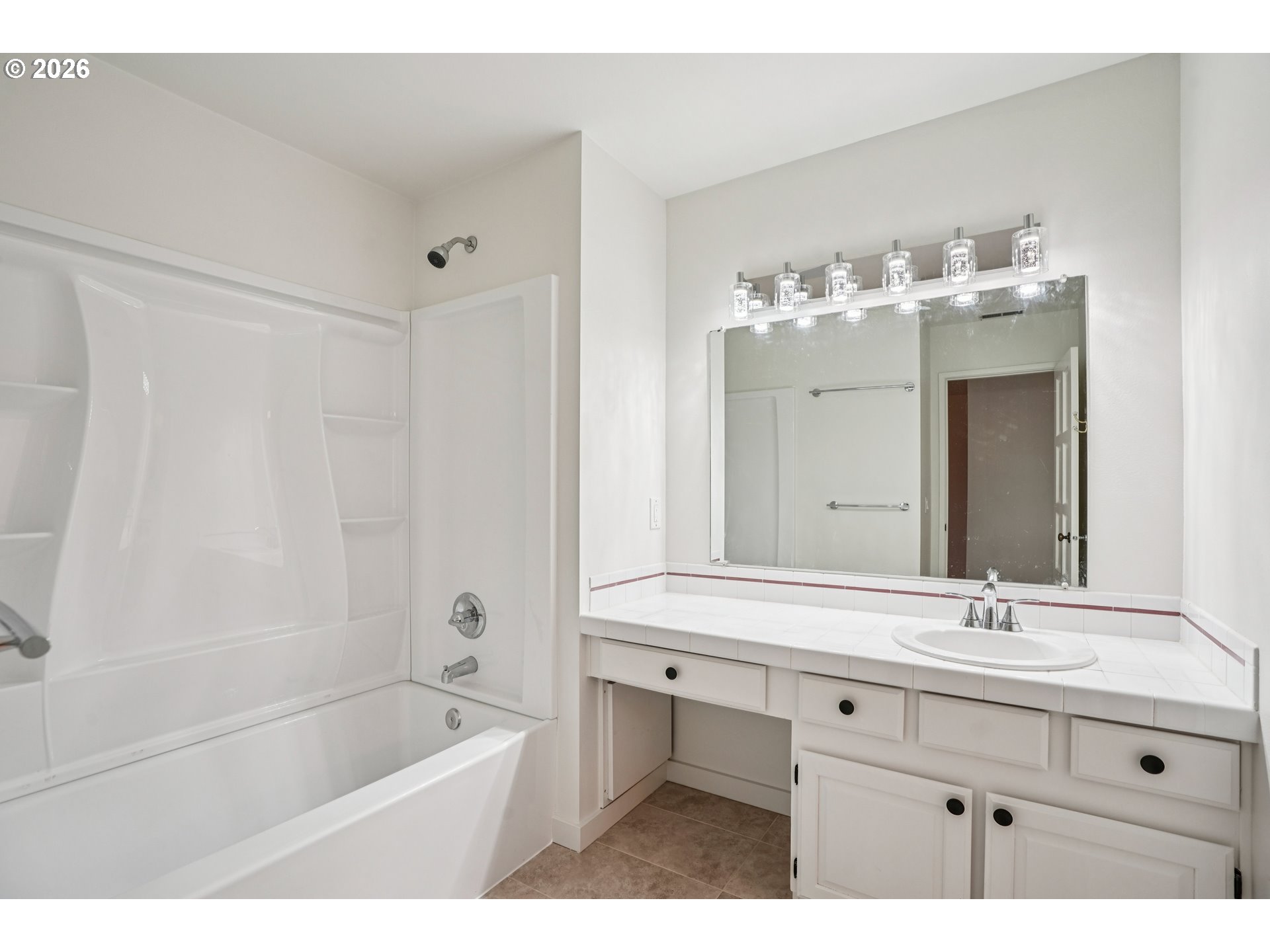 14678 Southwest 106th Avenue Portland, OR 97224 - Photo 27 of 40