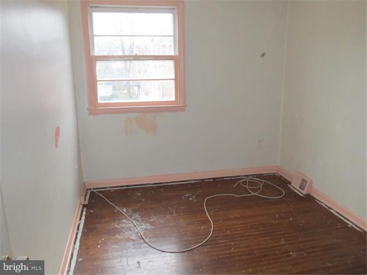 1435 Powell Road Brookhaven, PA 19015 - Photo 8 of 18 Gallery Image 8