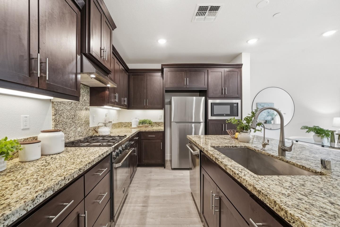 762 Amalfi Loop Milpitas, CA 95035 - Photo 8 of 46