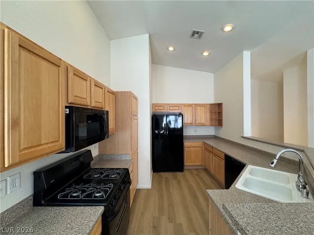 $1,550 | 1588 Rusty Ridge Lane, Henderson, NV 89002