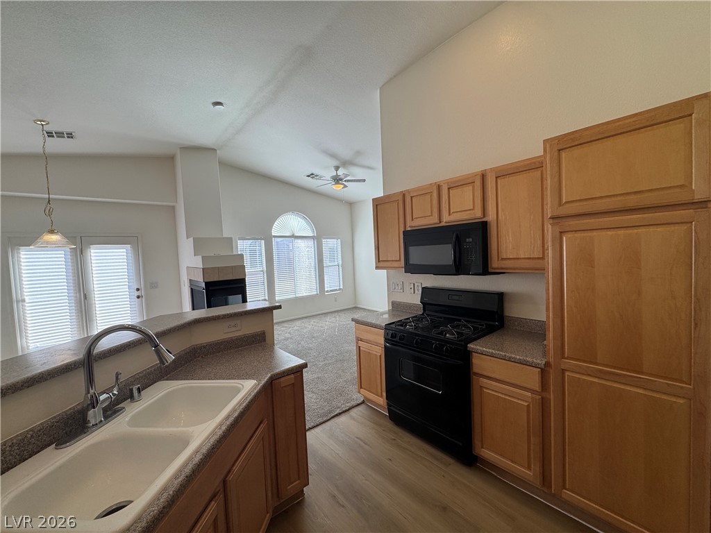 1588 Rusty Ridge Lane Henderson, NV 89002 - Photo 8 of 24