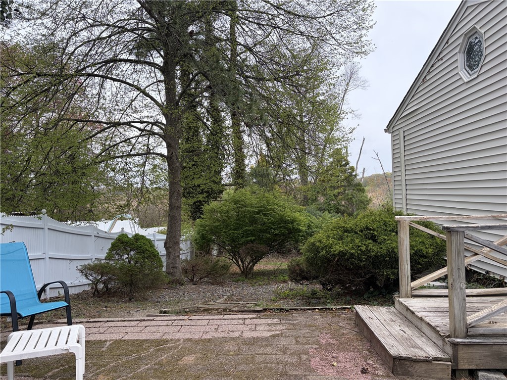 178 Hilton Road Warwick, RI 02889 - Photo 6 of 29
