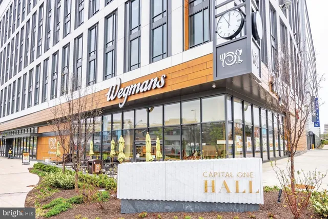 a view of an outdoor space and a yard