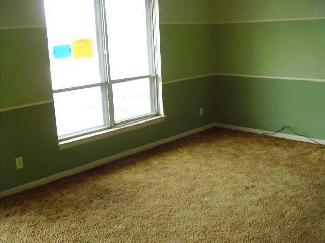 2867 Hillgate Road Columbus, OH 43207 - Photo 5 of 6 Gallery Image 5