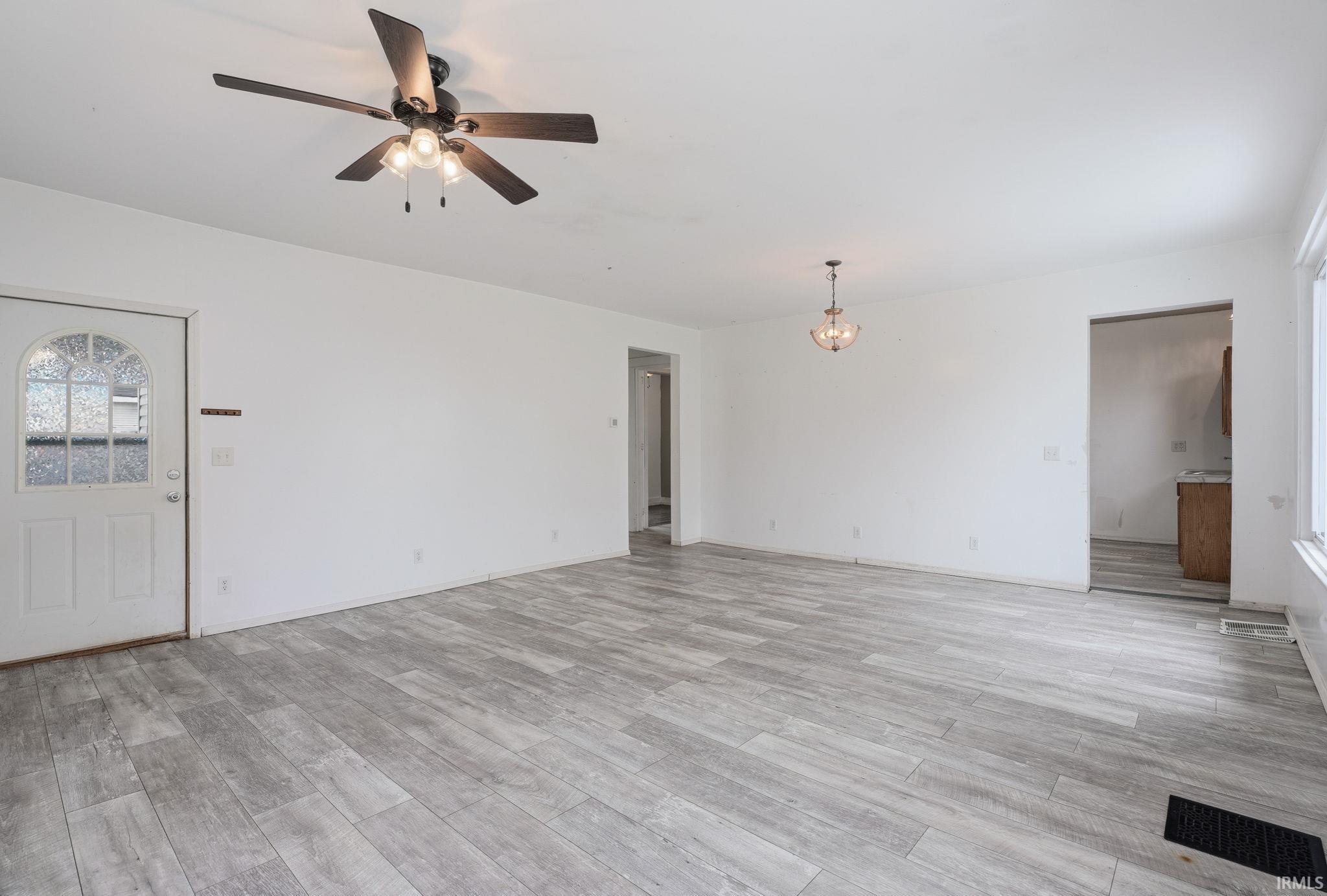 609 H Street Bedford, IN 47421 - Photo 4 of 17