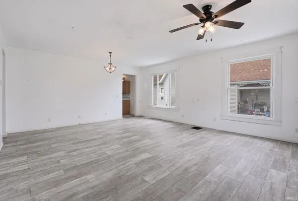 $142,000 | 609 H Street, Bedford, IN 47421