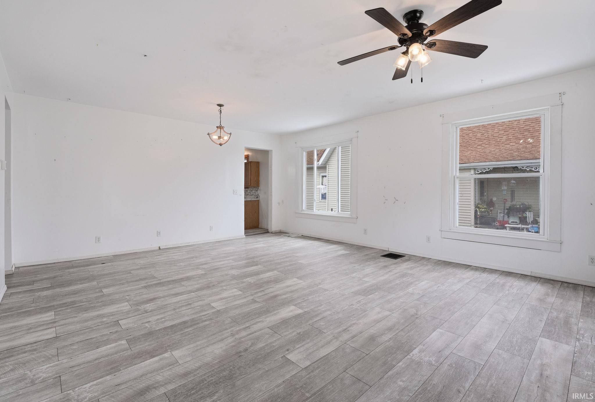 609 H Street Bedford, IN 47421 - Photo 5 of 17