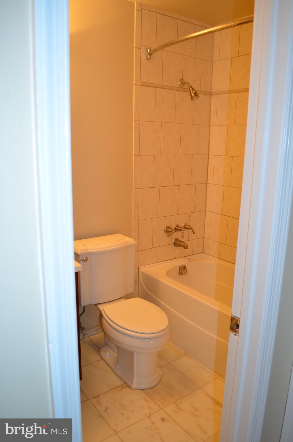 8902 16th Street Silver Spring, MD 20910 - Photo 48 of 70 2nd floor bathroom with tub