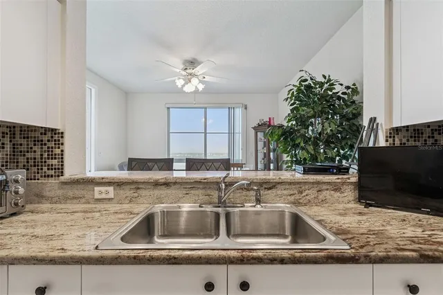 $830,000 | 4991 Bacopa Lane South, Unit 502, St. Petersburg, FL 33715