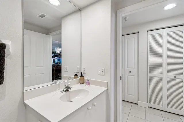 $830,000 | 4991 Bacopa Lane South, Unit 502, St. Petersburg, FL 33715