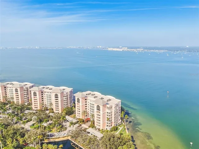 $830,000 | 4991 Bacopa Lane South, Unit 502, St. Petersburg, FL 33715