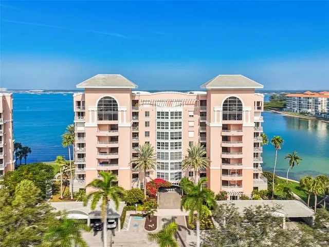 $830,000 | 4991 Bacopa Lane South, Unit 502, St. Petersburg, FL 33715