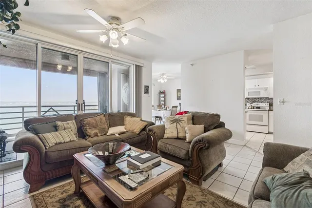 $830,000 | 4991 Bacopa Lane South, Unit 502, St. Petersburg, FL 33715