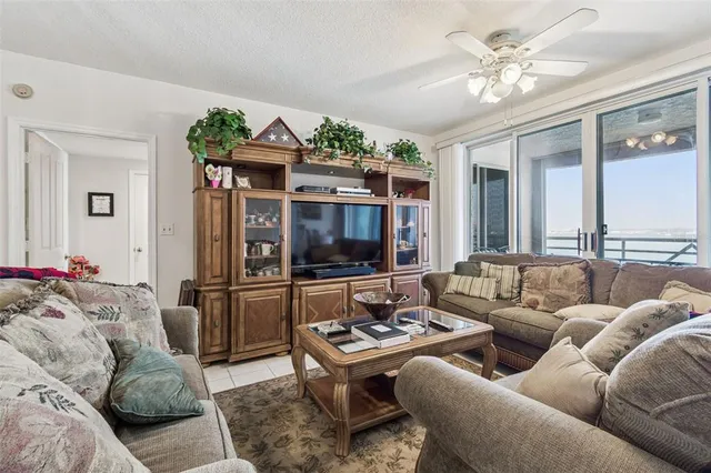 $830,000 | 4991 Bacopa Lane South, Unit 502, St. Petersburg, FL 33715