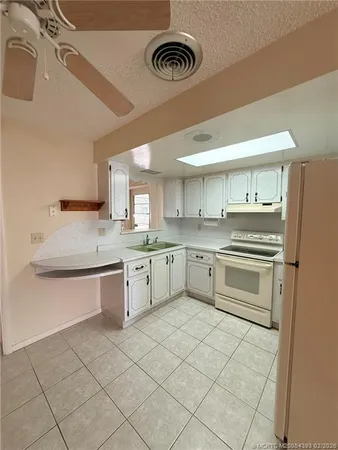 $2,100 | 2417 Northwest Holiday Court, Stuart, FL 34994