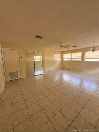 $2,100 | 2417 Northwest Holiday Court, Stuart, FL 34994