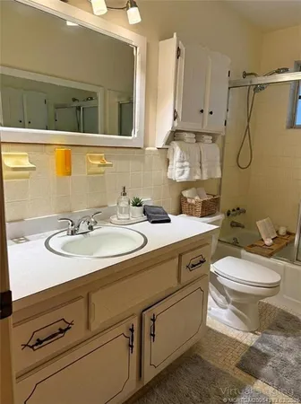 $2,100 | 2417 Northwest Holiday Court, Stuart, FL 34994