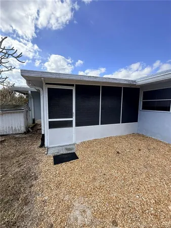 $2,100 | 2417 Northwest Holiday Court, Stuart, FL 34994