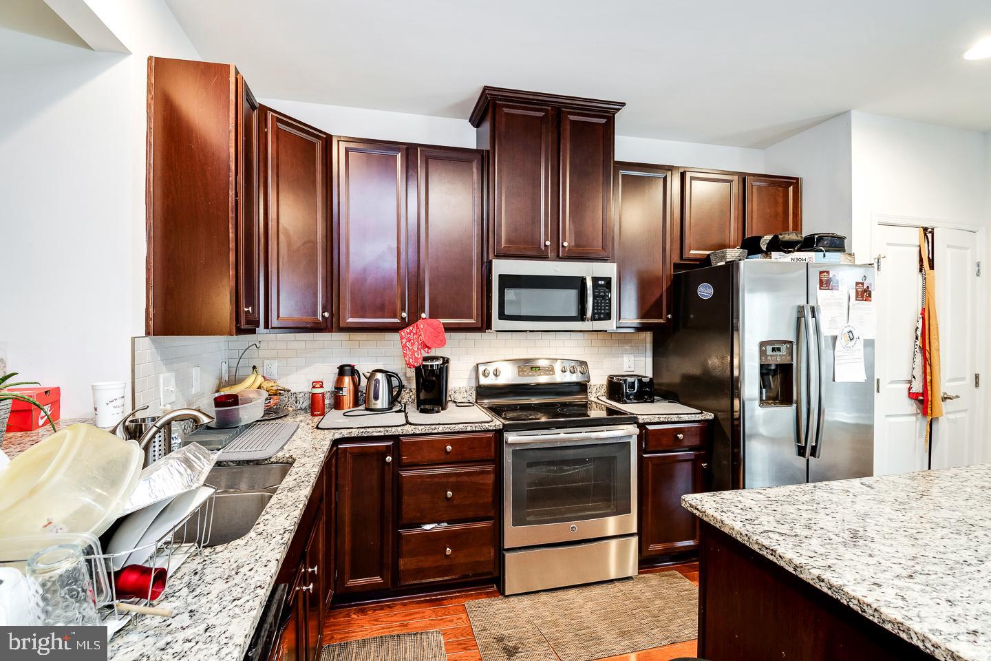 284 MacDonald Avenue Wyncote, PA 19095 - Photo 8 of 27 Gallery Image 8