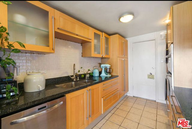 $6,000 | 23918 De Ville Way, Unit A, Malibu, CA 90265