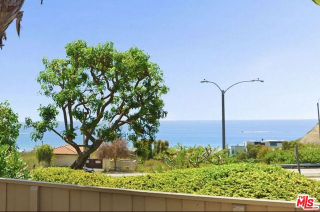 $6,000 | 23918 De Ville Way, Unit A, Malibu, CA 90265