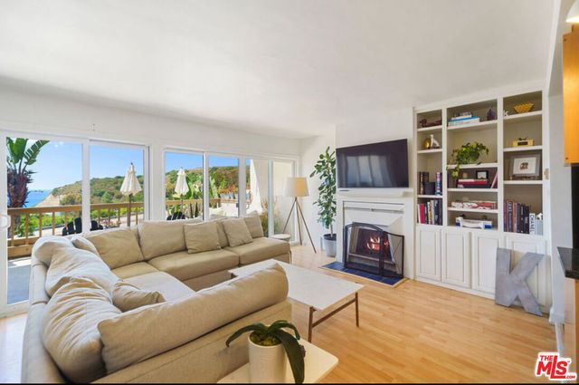 $6,000 | 23918 De Ville Way, Unit A, Malibu, CA 90265