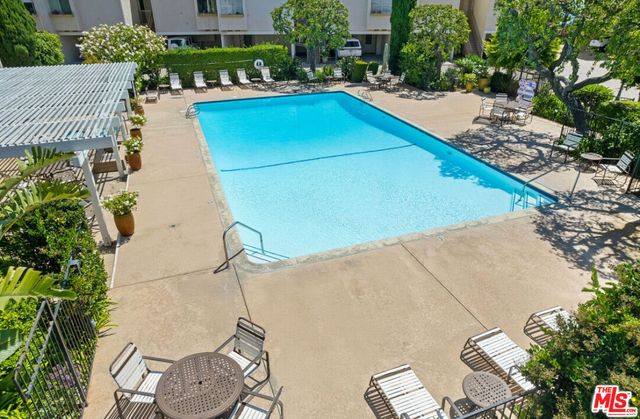 $6,000 | 23918 De Ville Way, Unit A, Malibu, CA 90265