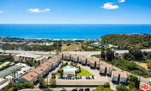 $6,000 | 23918 De Ville Way, Unit A, Malibu, CA 90265