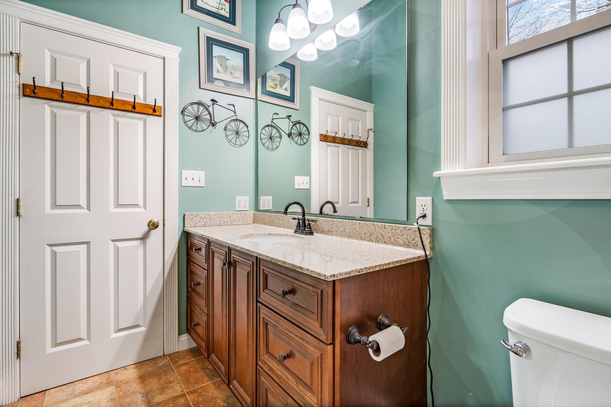 21 May Meadow Drive Gray, ME 04039 - Photo 24 of 50 Primary Bath